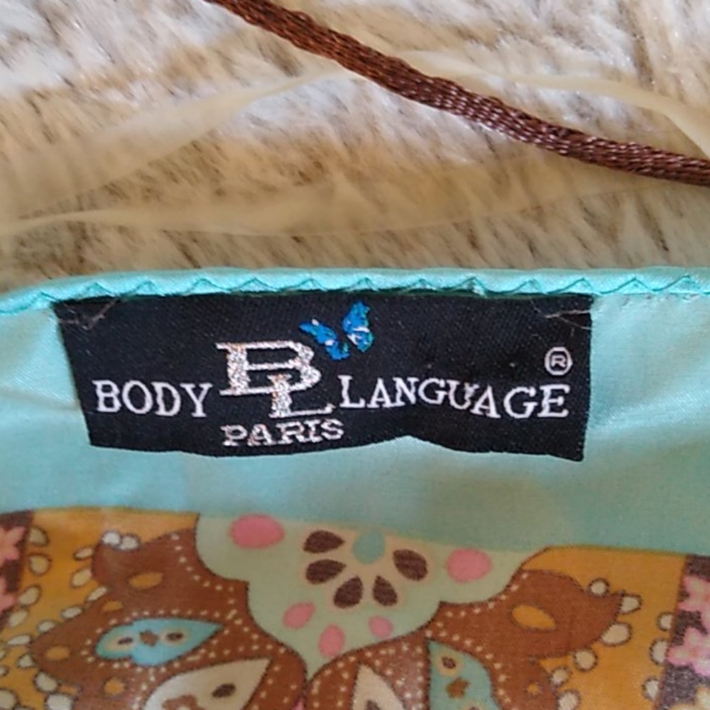 Body Language Top - Picture 11 of 14